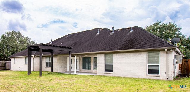 202 Ridge View, Victoria, TX 77904