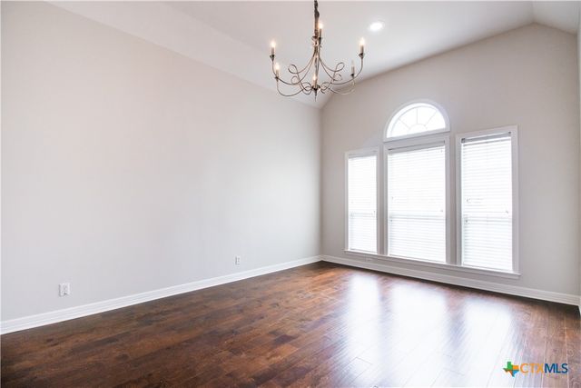 202 Ridge View, Victoria, TX 77904