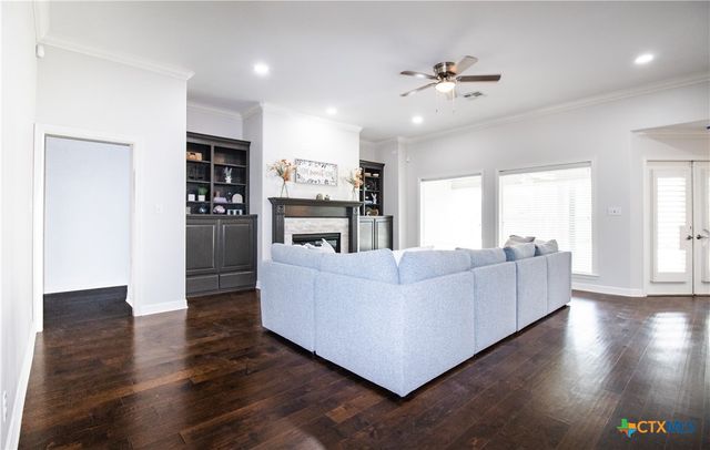 202 Ridge View, Victoria, TX 77904