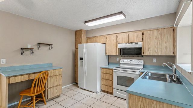 542 LAKE DEXTER BOULEVARD, Winter Haven, FL 33884