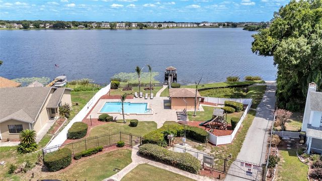 542 LAKE DEXTER BOULEVARD, Winter Haven, FL 33884