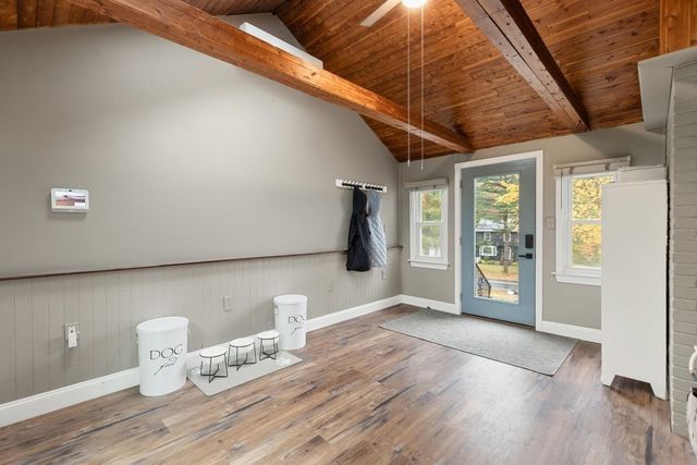 124 Hillside Rd, North Andover, MA 01845