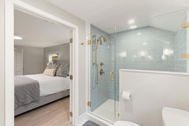 124 Hillside Rd, North Andover, MA 01845