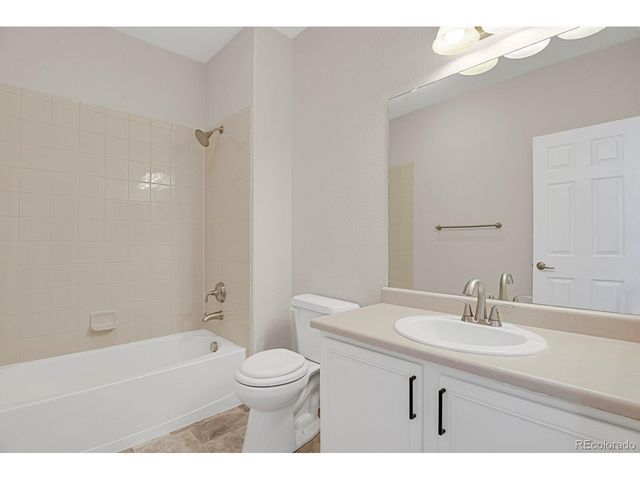 15700 E Jamison Dr 7-202, Englewood, CO 80112