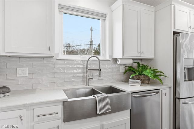 4311 Bailey Avenue, Cleveland, OH 44113