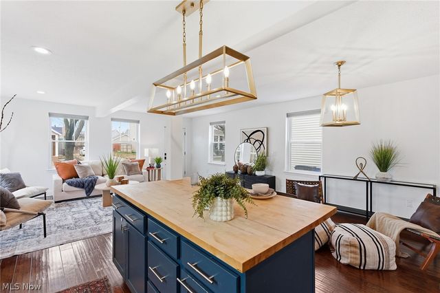 4311 Bailey Avenue, Cleveland, OH 44113