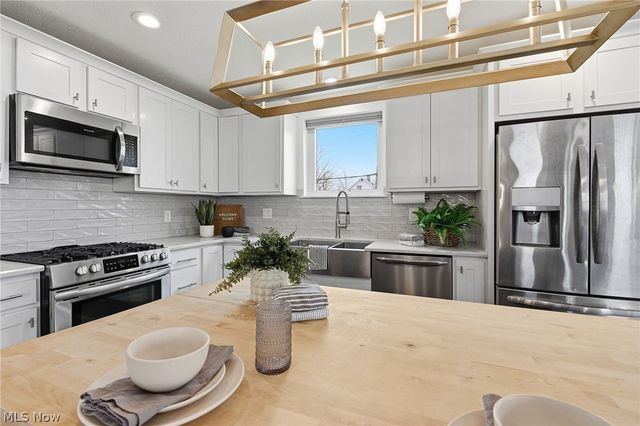 4311 Bailey Avenue, Cleveland, OH 44113