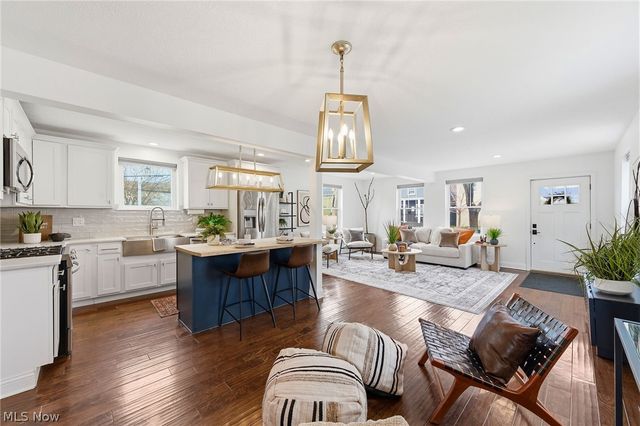 4311 Bailey Avenue, Cleveland, OH 44113