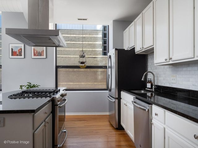 910 S Michigan Avenue 611, Chicago, IL 60605
