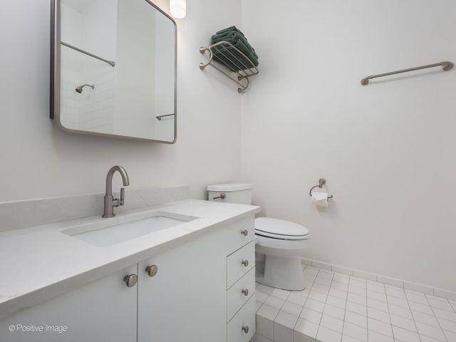 910 S Michigan Avenue 611, Chicago, IL 60605