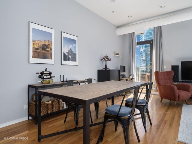 910 S Michigan Avenue 611, Chicago, IL 60605