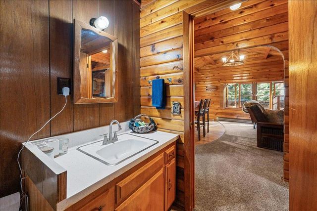 332 Cedar Lane, Sugarloaf, CA 92386