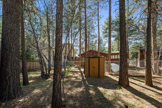 332 Cedar Lane, Sugarloaf, CA 92386