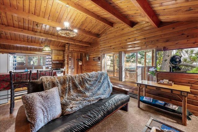 332 Cedar Lane, Sugarloaf, CA 92386