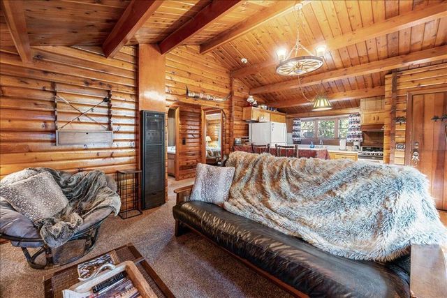 332 Cedar Lane, Sugarloaf, CA 92386