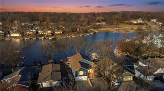 83 Beach Drive, Lake Tapawingo, MO 64015
