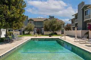 15106 Nordhoff 7, North Hills, CA 91343