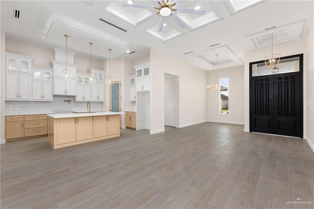 542 Candela Street, Edinburg, TX 78542