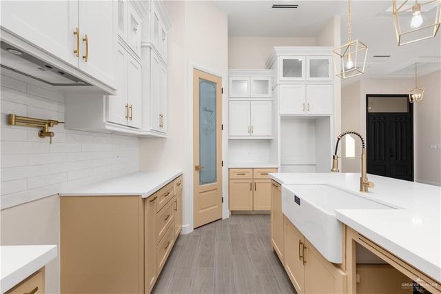 542 Candela Street, Edinburg, TX 78542