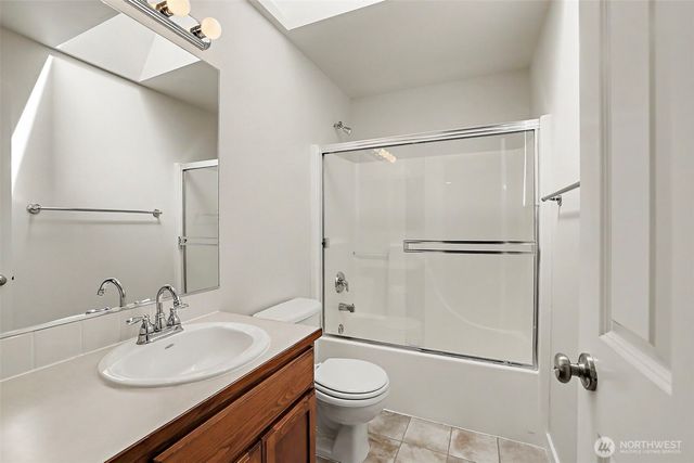 2021 NE 25th Place, Renton, WA 98056