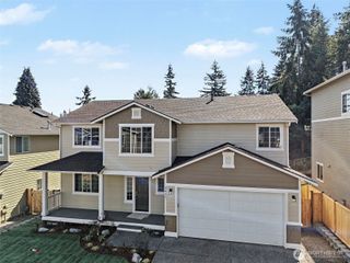 2021 NE 25th Place, Renton, WA 98056
