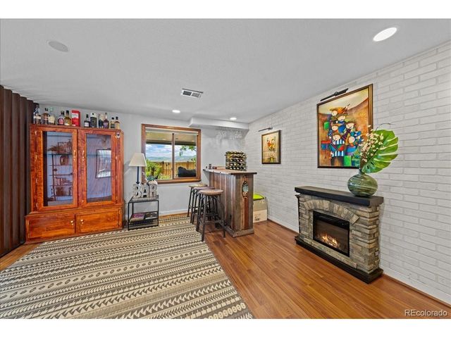 13970 W Cornell Ave, Lakewood, CO 80228
