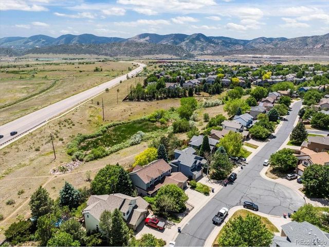 13970 W Cornell Ave, Lakewood, CO 80228
