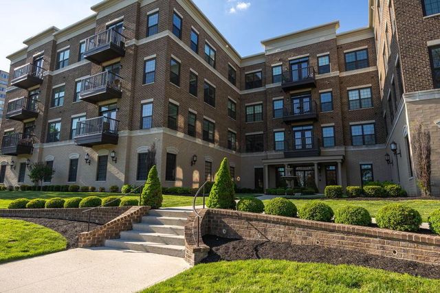 1670 E Broad Street, 201, Columbus, OH 43203