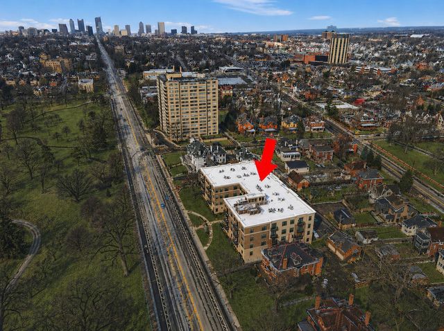 1670 E Broad Street, 201, Columbus, OH 43203