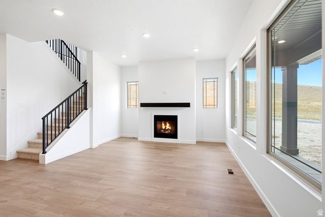 7297 W DOUBLE DUTCH DR, West Jordan, UT 84081