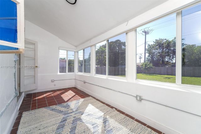 1504 Funston St, Hollywood, FL 33020