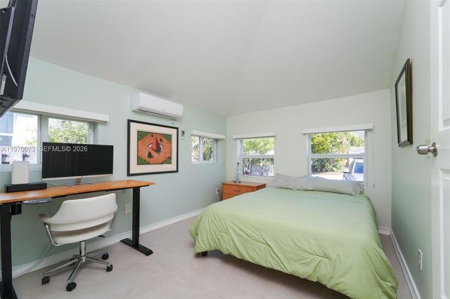 1504 Funston St, Hollywood, FL 33020