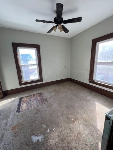 18 Observatory St, Manor, PA 15665