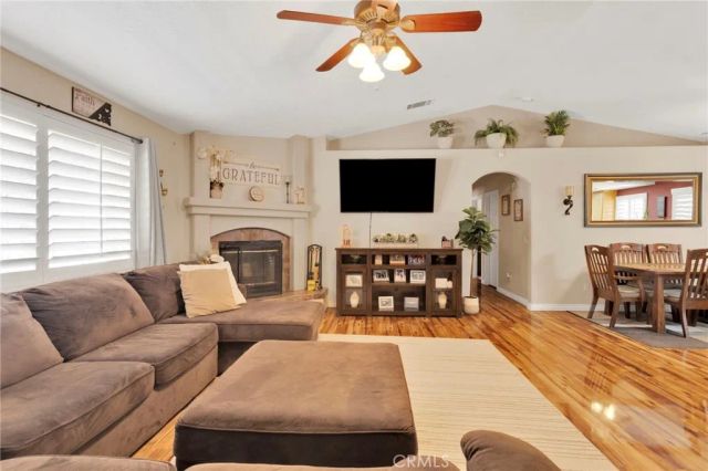20083 Rimrock Road, Apple Valley, CA 92307