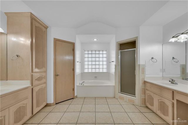 2800 Charlotte Drive, Pharr, TX 78577