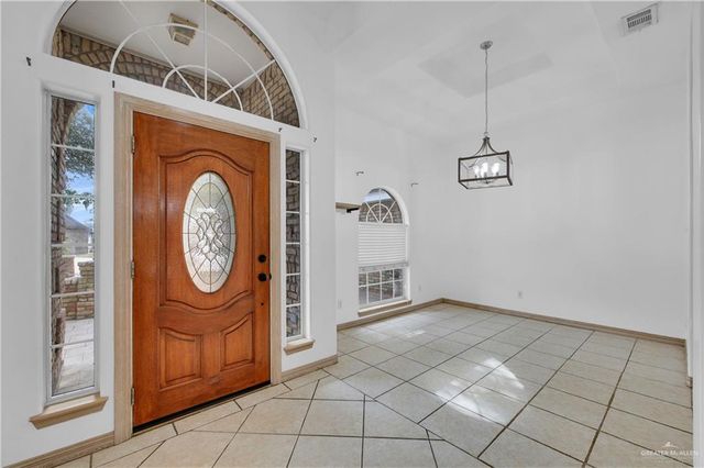 2800 Charlotte Drive, Pharr, TX 78577