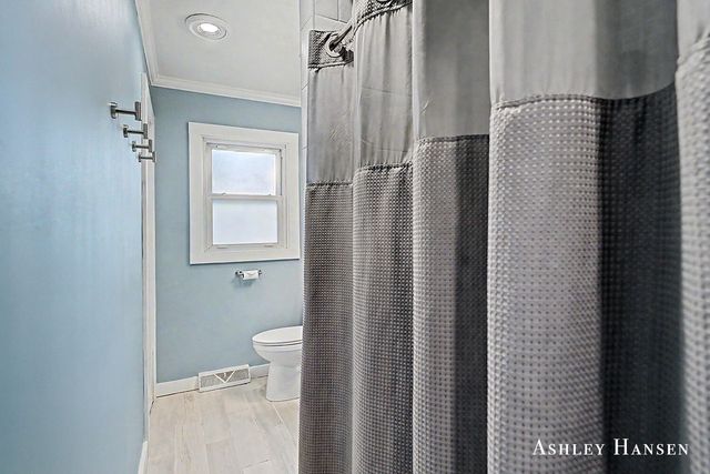 8344 Je-NE-Be Drive Ne, Courtland Twp, MI 49341