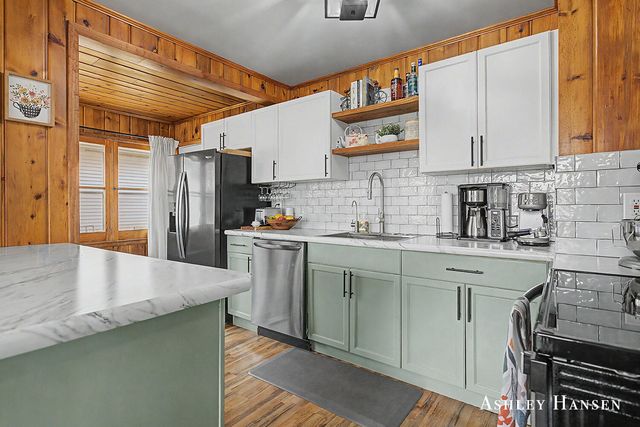 8344 Je-NE-Be Drive Ne, Courtland Twp, MI 49341