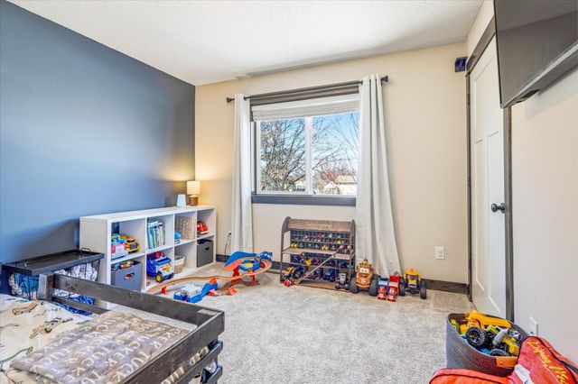 704 Edgewood Street SW, Isanti, MN 55040