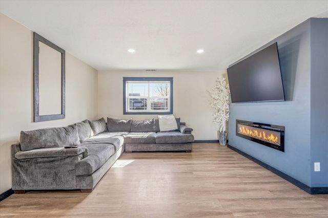 704 Edgewood Street SW, Isanti, MN 55040