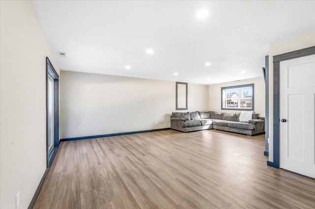 704 Edgewood Street SW, Isanti, MN 55040