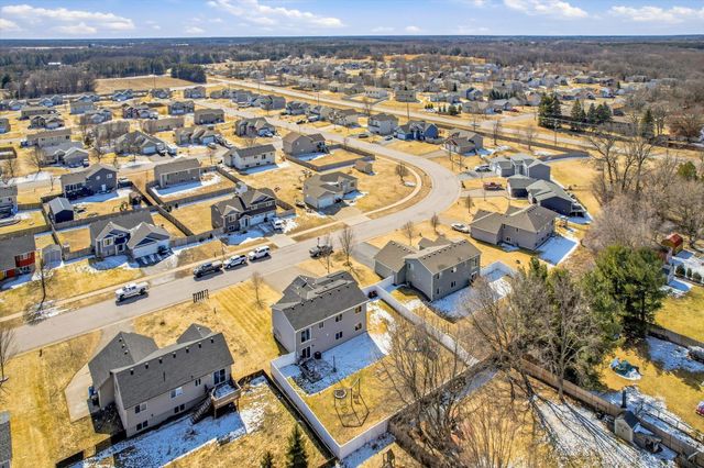 704 Edgewood Street SW, Isanti, MN 55040