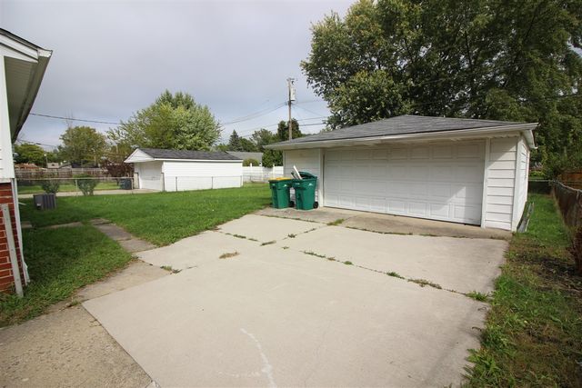 16265 Oakbrook Street, Romulus, MI 48174