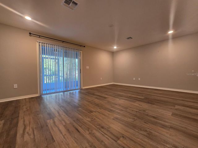 2738 IDYLL LAKES CIRCLE, Plant City, FL 33566