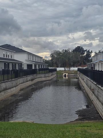 2738 IDYLL LAKES CIRCLE, Plant City, FL 33566