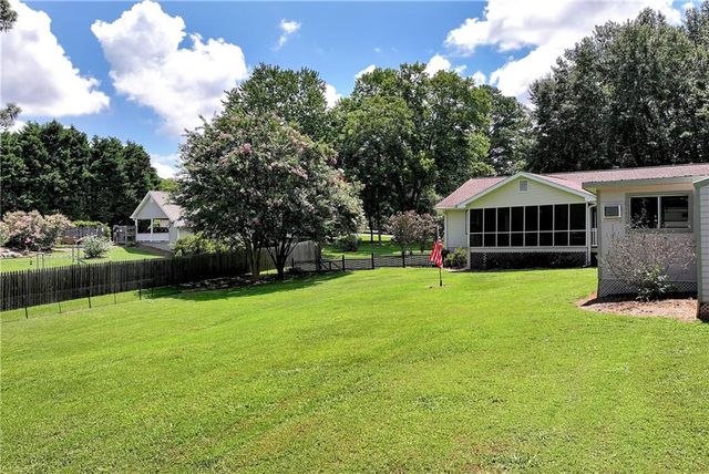 5658 Raintree Trace, Oakwood, GA 30566