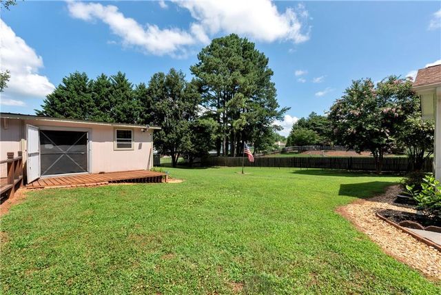 5658 Raintree Trace, Oakwood, GA 30566