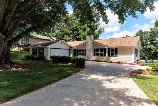 5658 Raintree Trace, Oakwood, GA 30566
