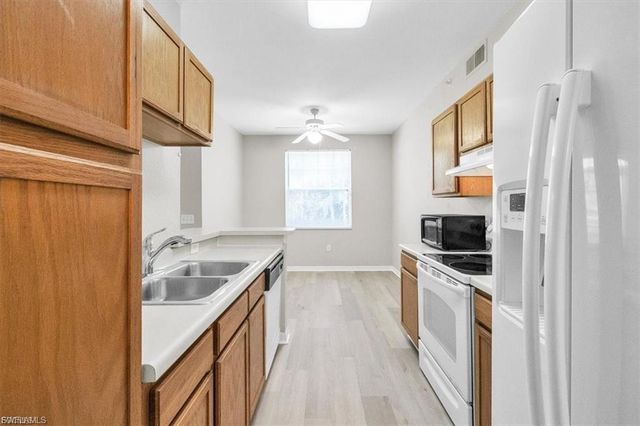 7940 Preserve CIR 916, Naples, FL 34119