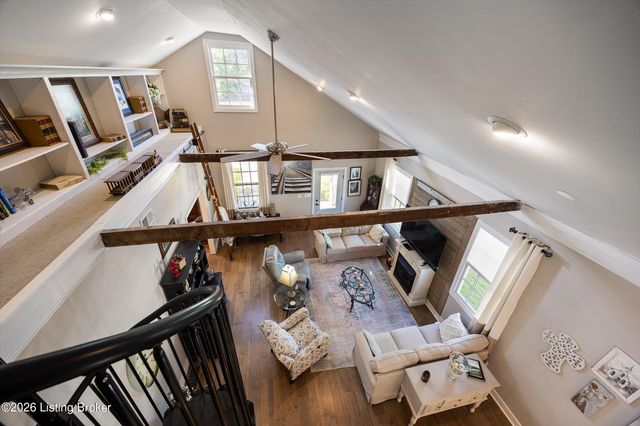 313 E Main St, La Grange, KY 40031